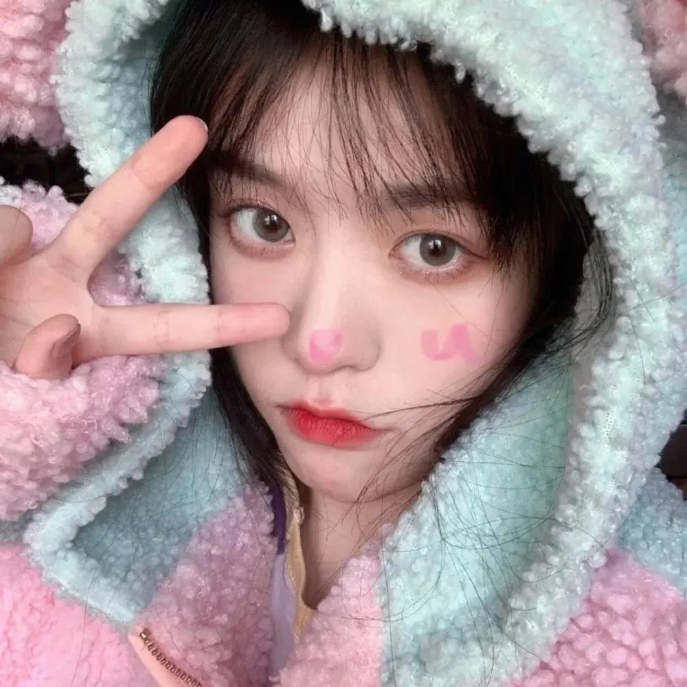 春泪溅花红
